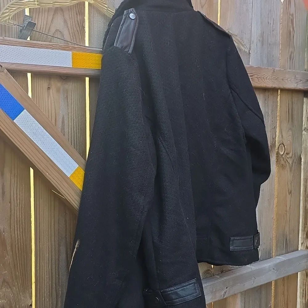 Black Jacket - Picture 8 of 8